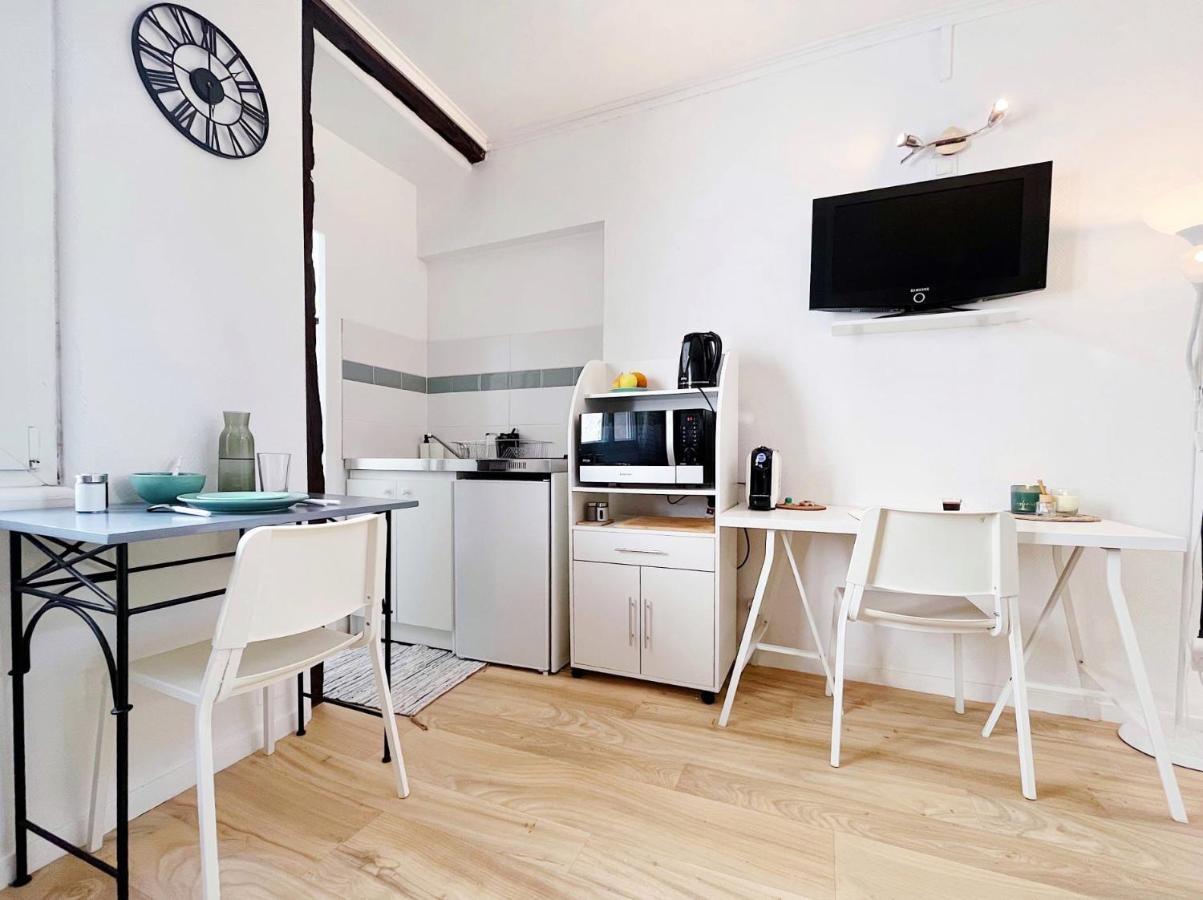 Superbe Studio Au Centre D'Orleans Lägenhet Exteriör bild